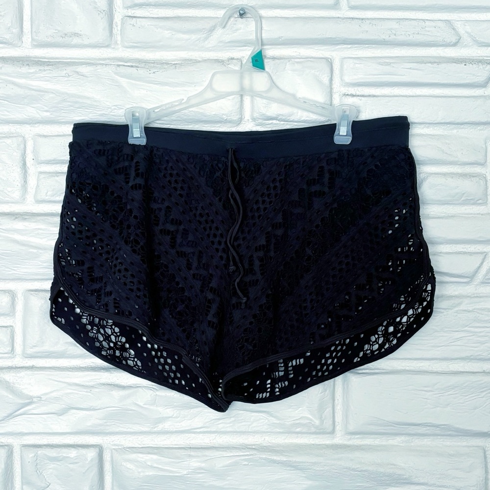 Bathing suit shorts